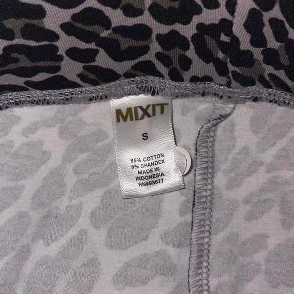 Mixit Leopard Leggings - Picture 3 of 3